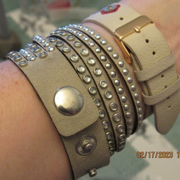 Bundle of 4 Faux Leather Bracelets – Variety Set - Picture 3 of 7